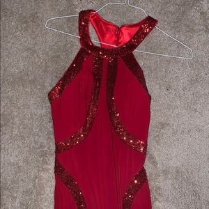 Faviana size 6 women’s long dress